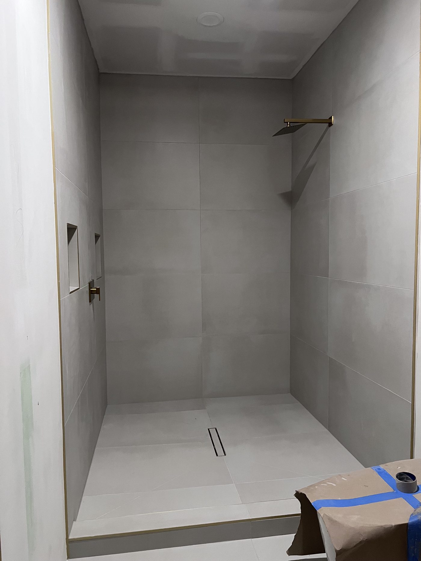 Oversized Double Walk-In Shower — Grey Porcelain